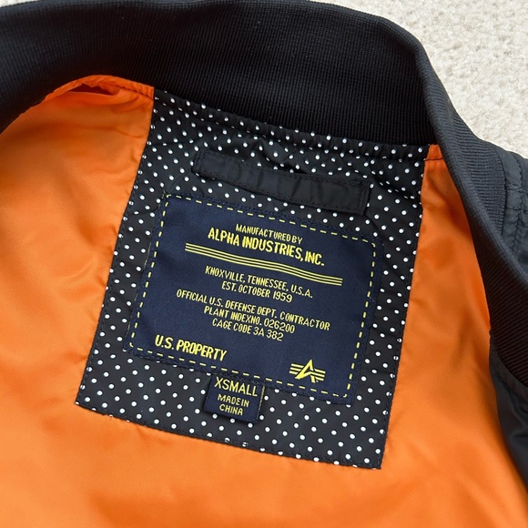 Alpha Industries Longline Bomber Jacket - Picture 2 of 6